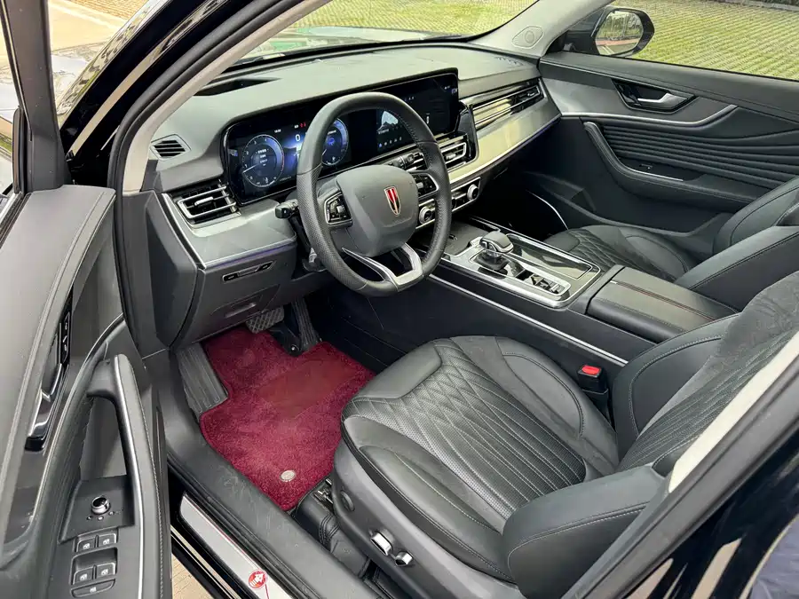 Hongqi HS5