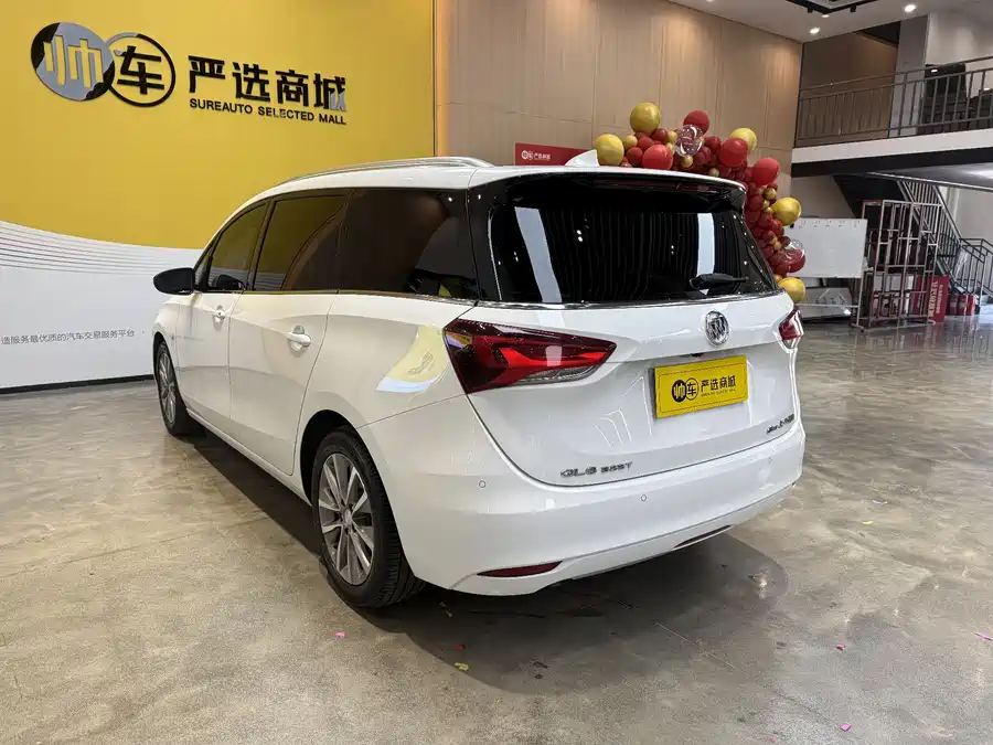 Buick GL6