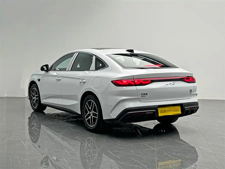 BYD Qin L