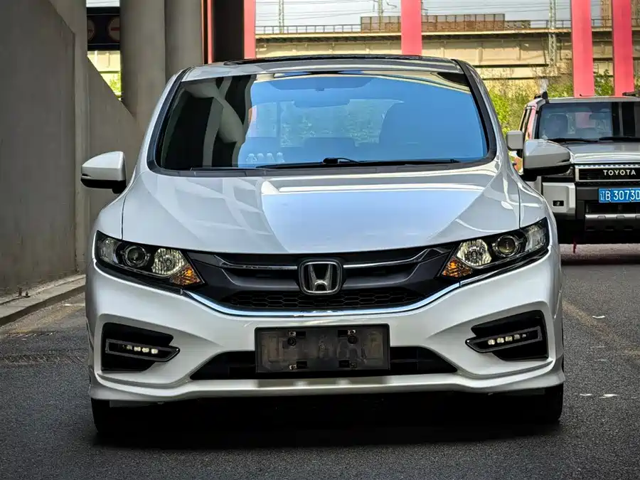 Honda Jade