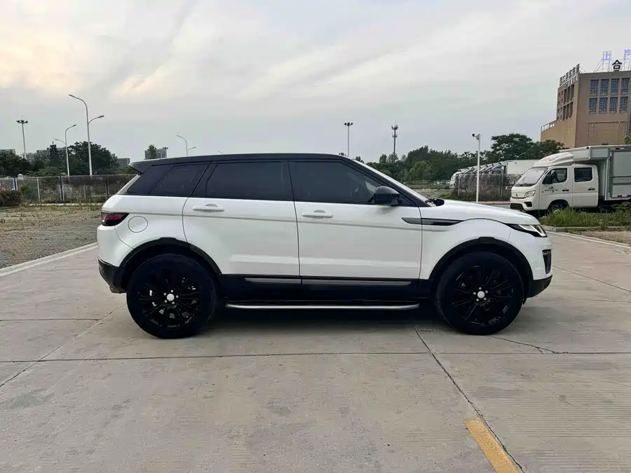 Land Rover Range Rover Aurora