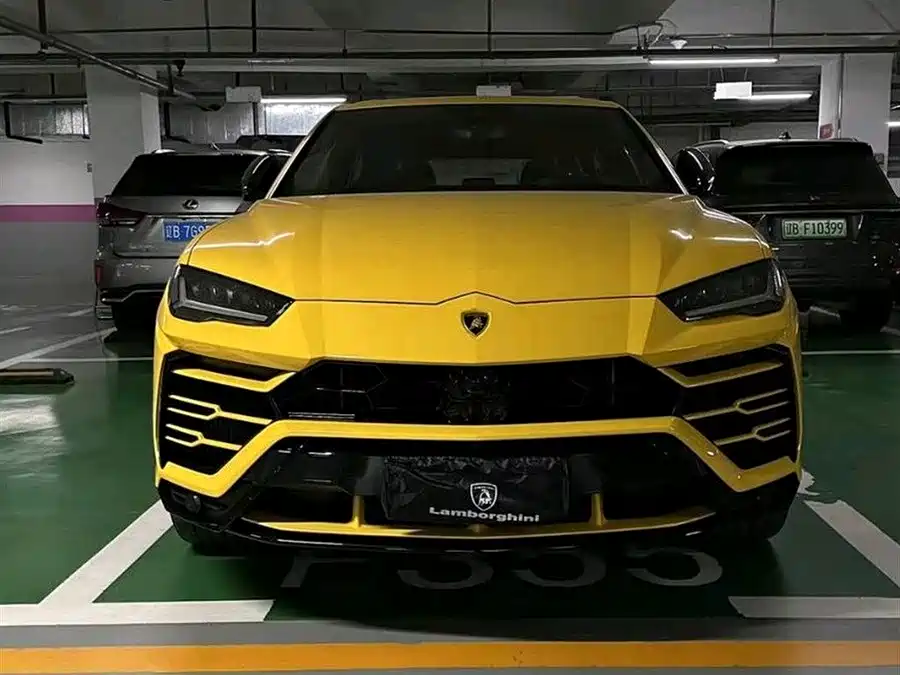 Lamborghini Urus