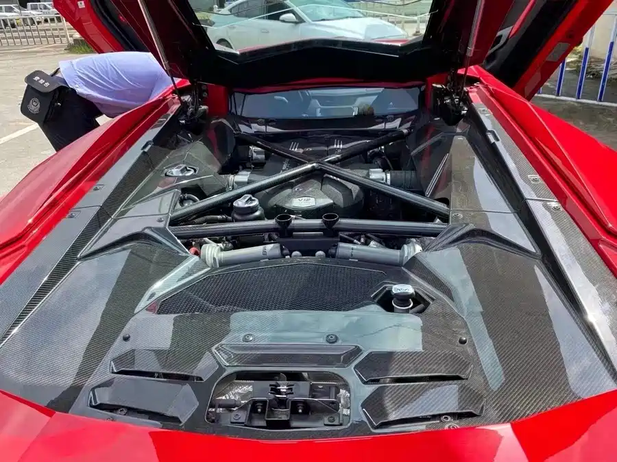 Lamborghini Aventador