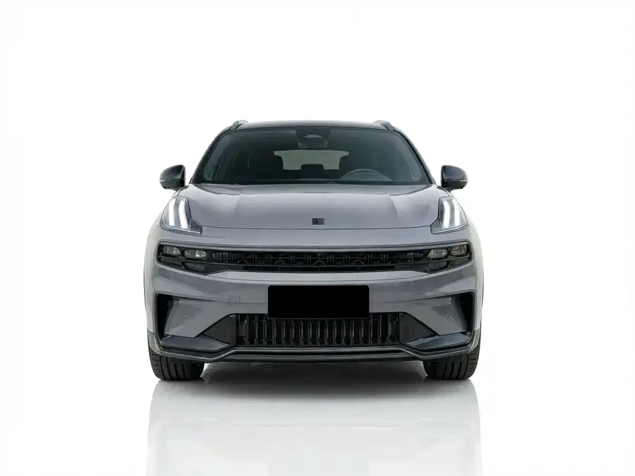 Lynk & Co 06