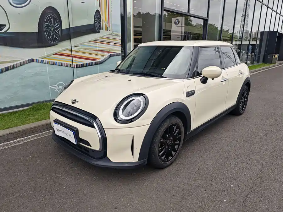 MINI 