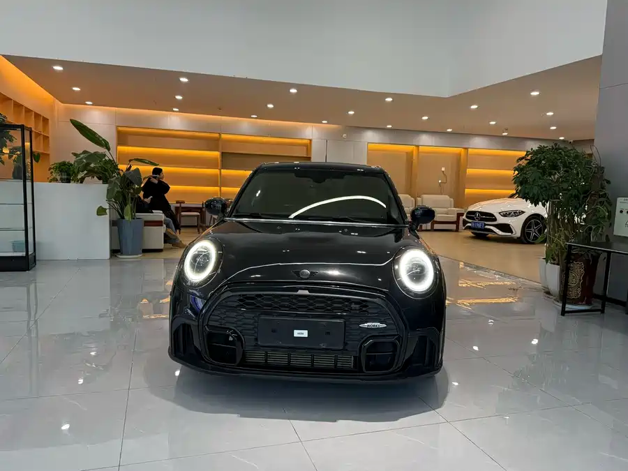MINI 