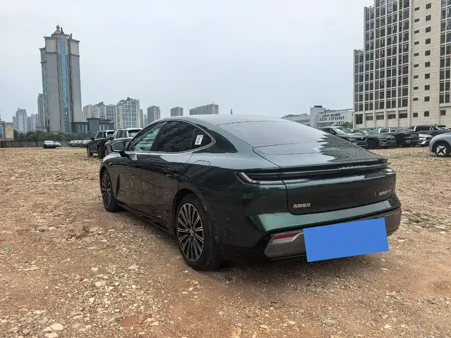 Geely Galaxy Star 8
