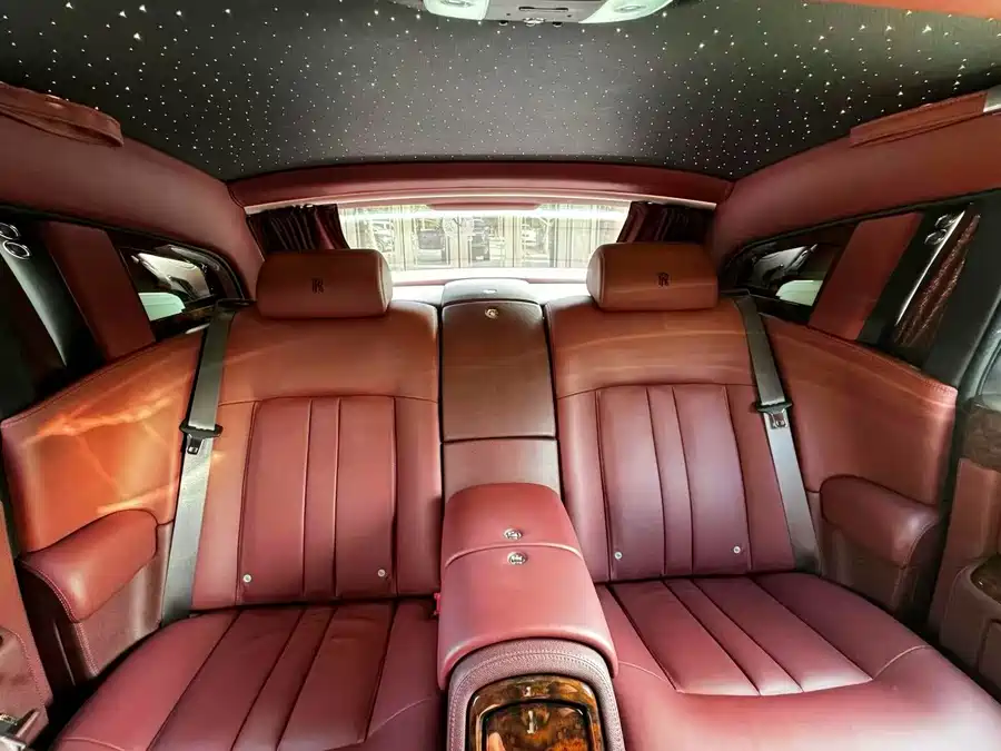 Rolls-Royce Phantom