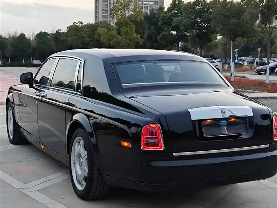 Rolls-Royce Phantom