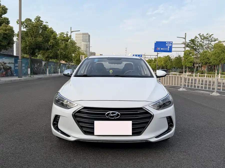 Hyundai elantra