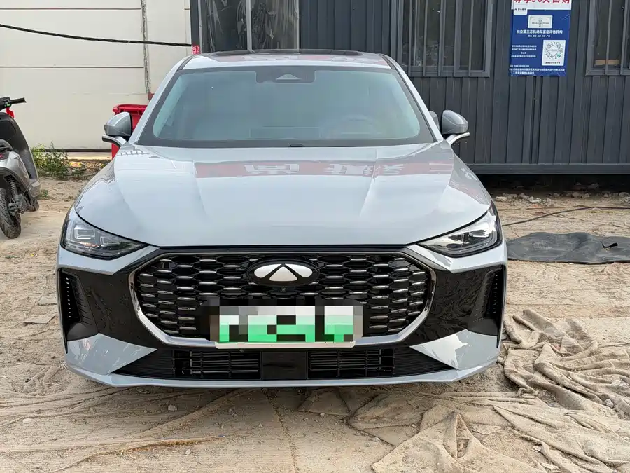 Chery Fengyun A8L