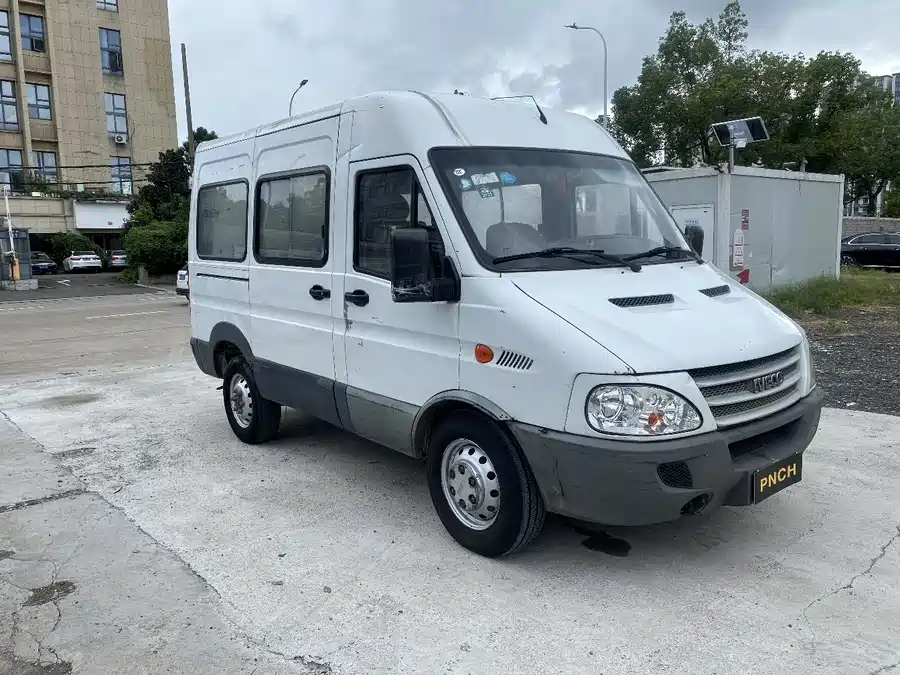 Iveco proud