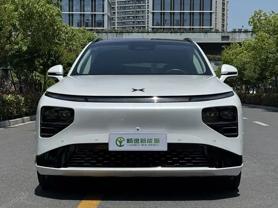 Xpeng G9