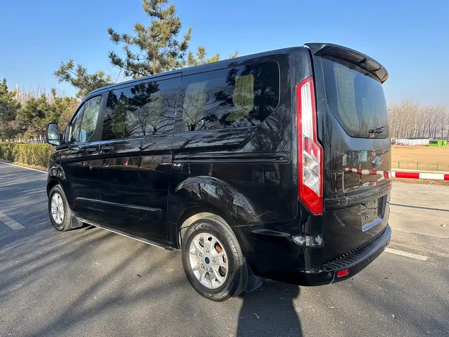 Ford Tourneo