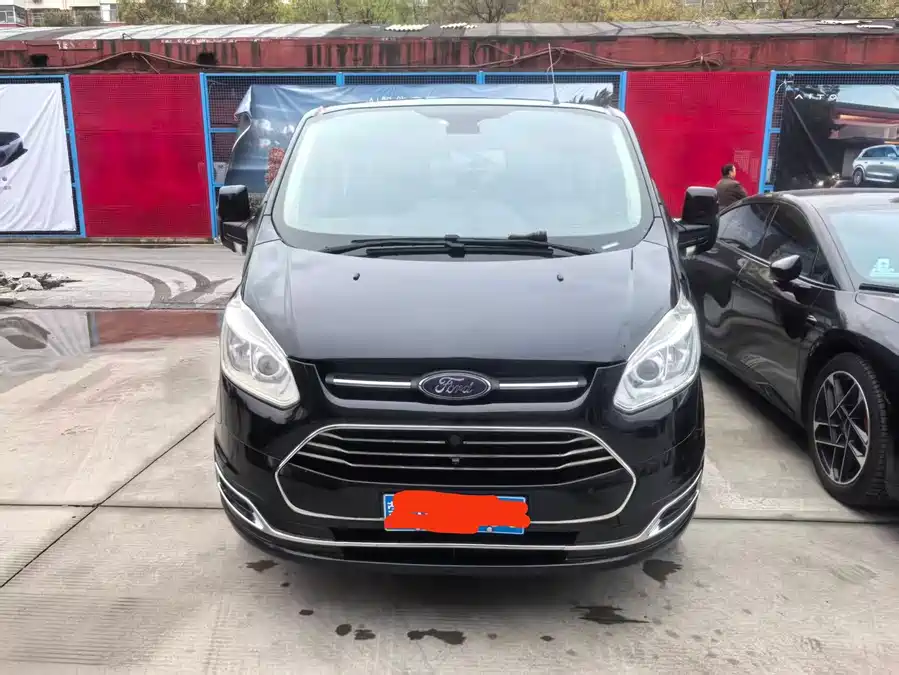 Ford Tourneo