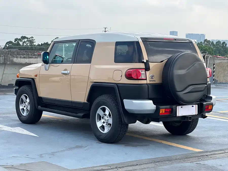 Toyota FJ Cruiser