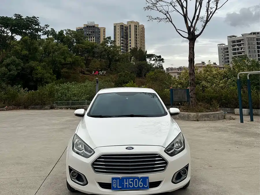 Ford Escort
