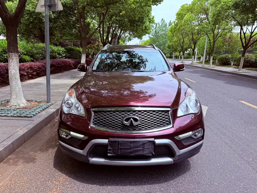 Infiniti QX50