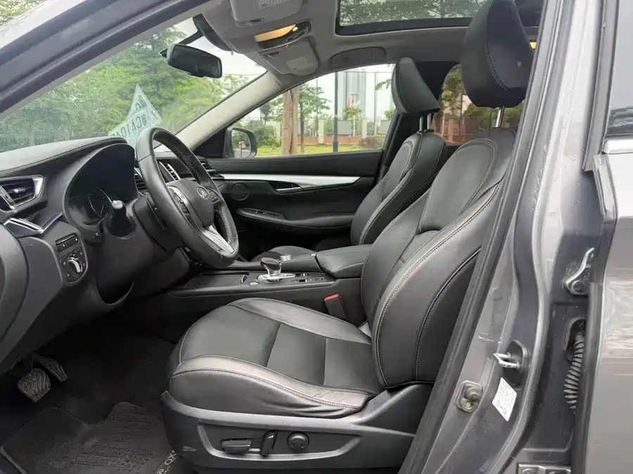 Infiniti QX50