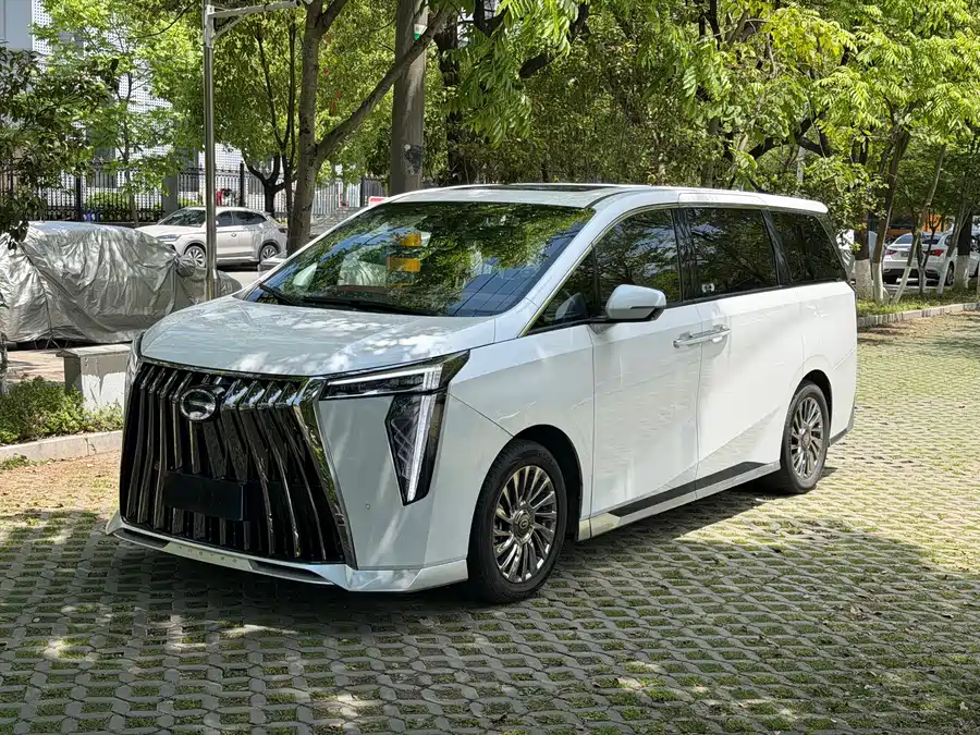 GAC Trumpchi M8