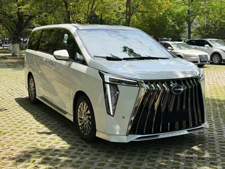GAC Trumpchi M8