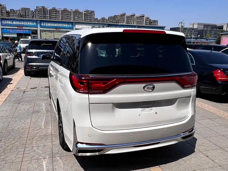 GAC Trumpchi M8