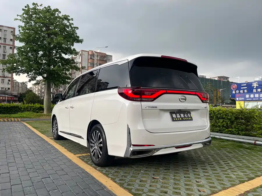 GAC Trumpchi M8