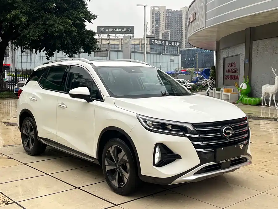 GAC Trumpchi GS4