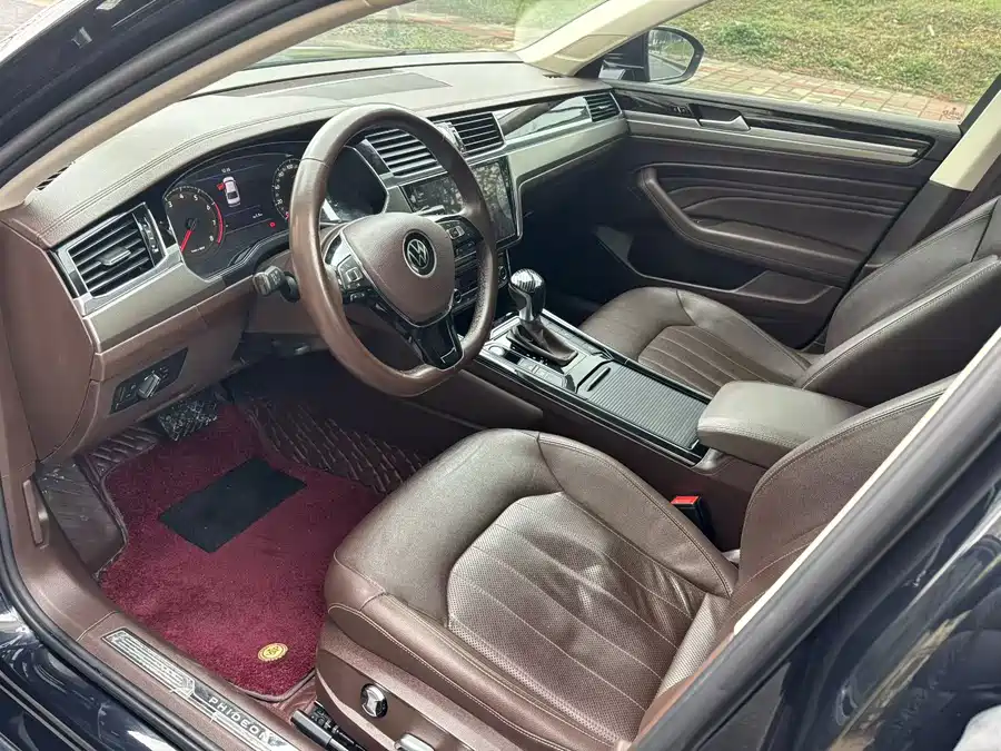 Volkswagen Phaeton / Phideon
