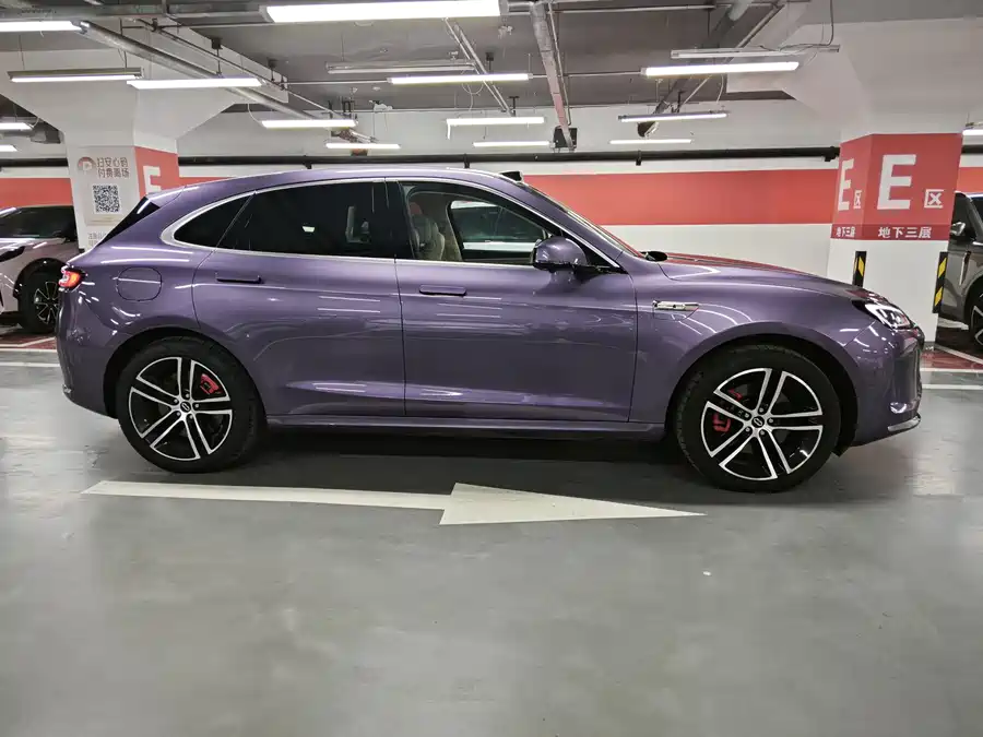 AITO Wenjie M5