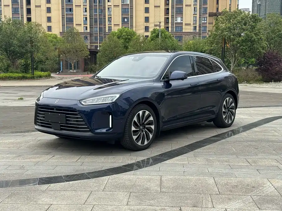 AITO Wenjie M5