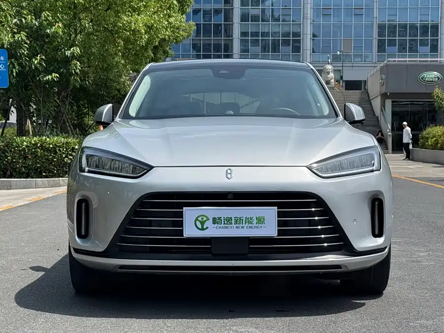 AITO Wenjie M5