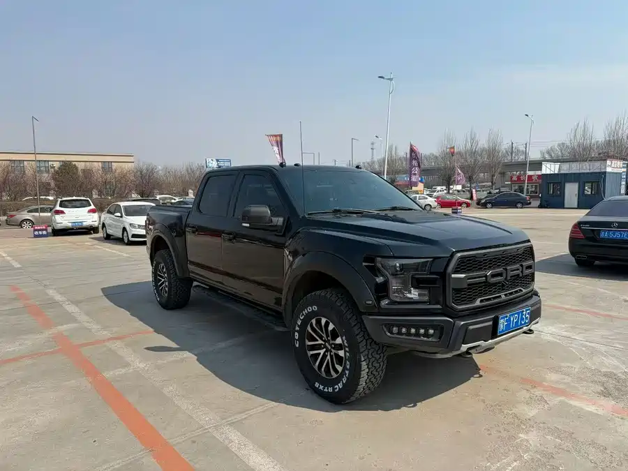 Ford F-150 Raptor
