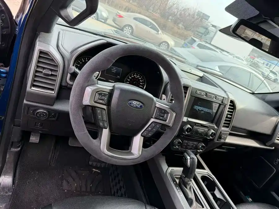 Ford F-150 Raptor