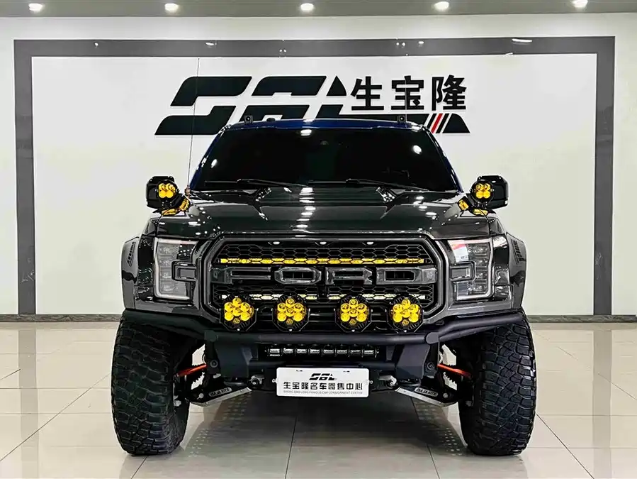 Ford F-150 Raptor