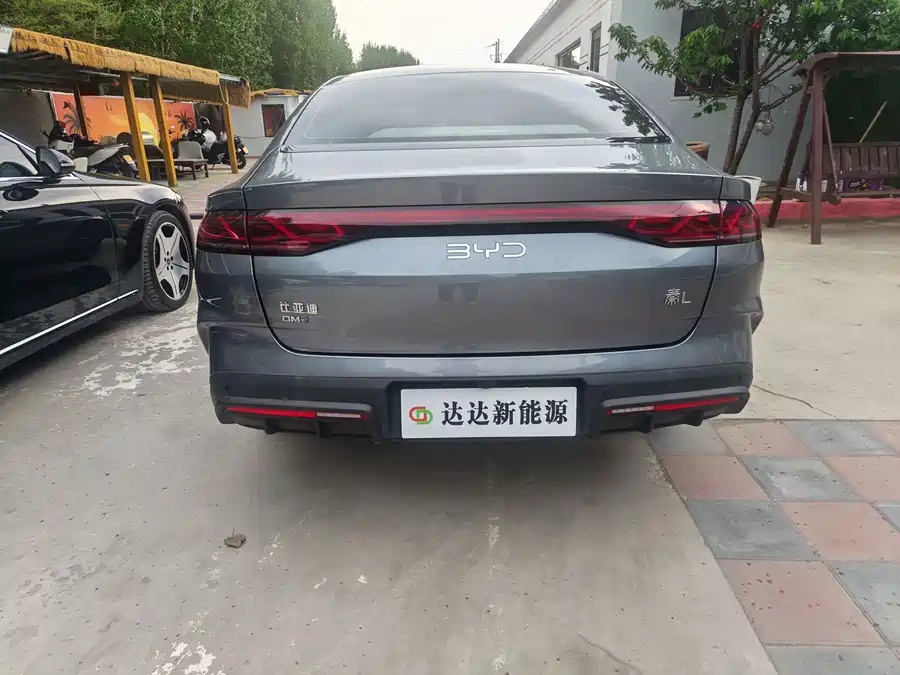 BYD Qin L
