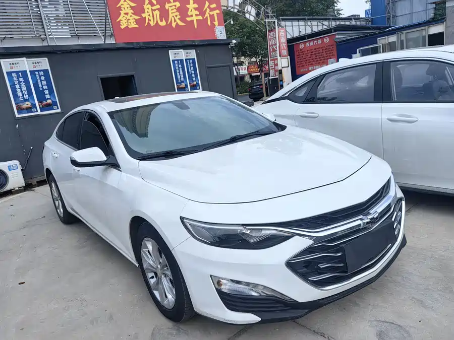 Chevrolet Malibu XL