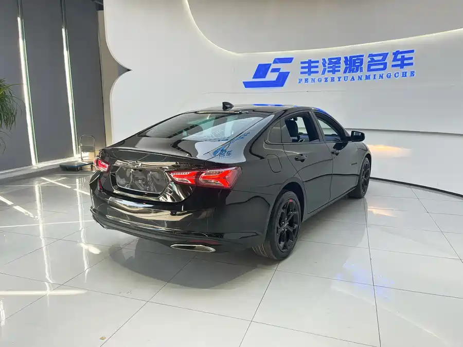 Chevrolet Malibu XL