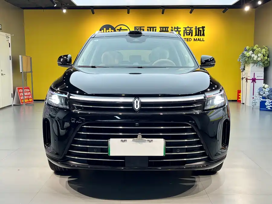 AITO Wenjie M7
