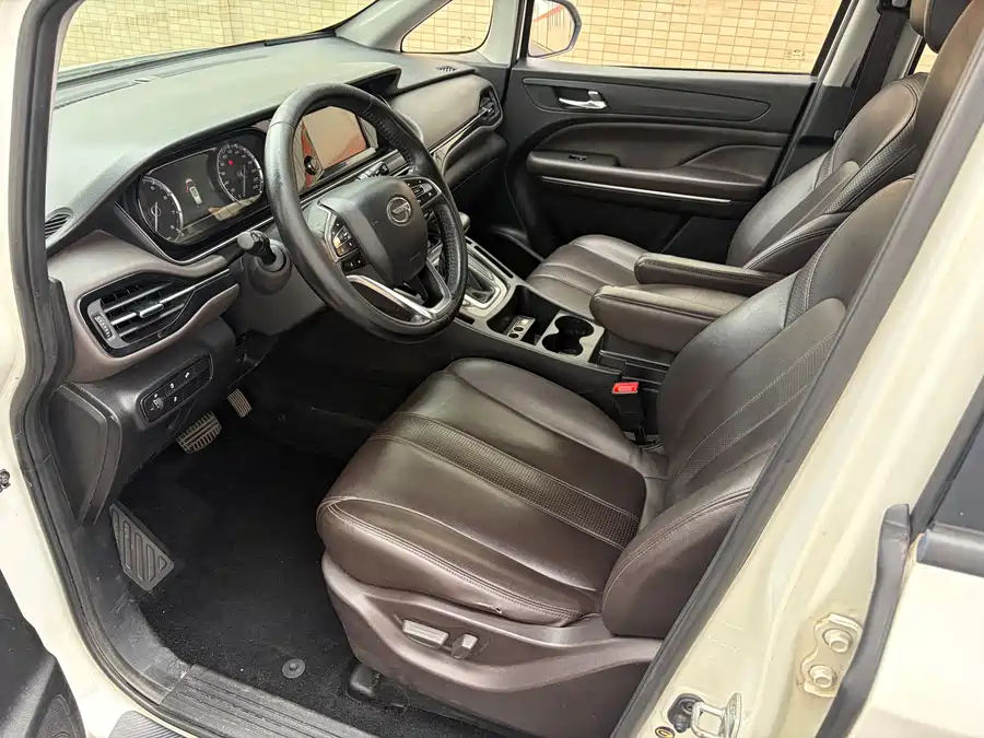 GAC Trumpchi M6
