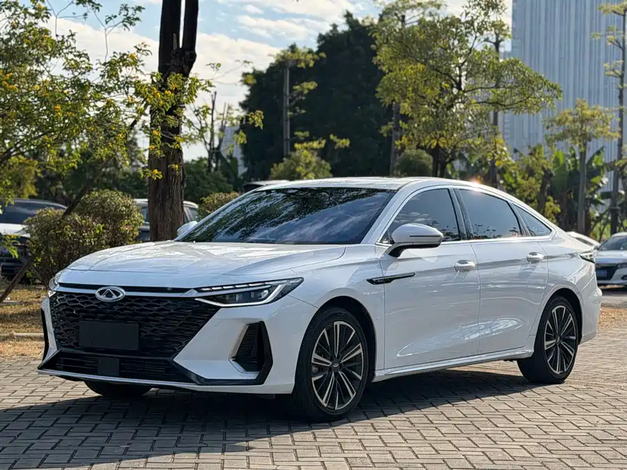 Chery Arrizo 8