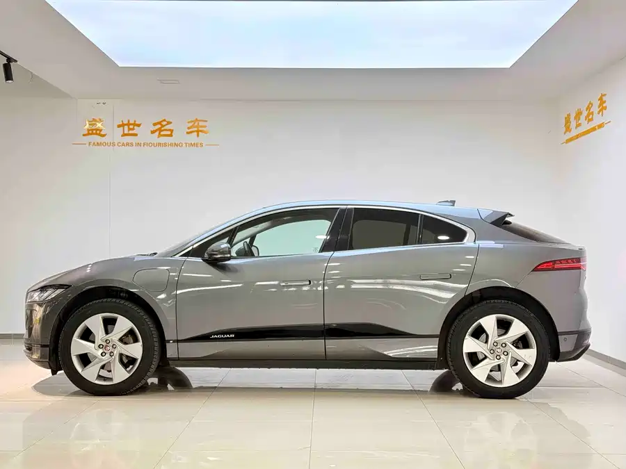 Jaguar I-PACE