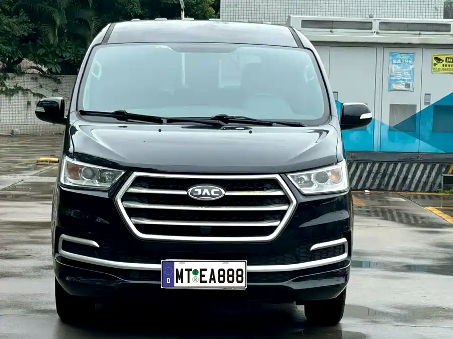 JAC Refine Ruifeng M4