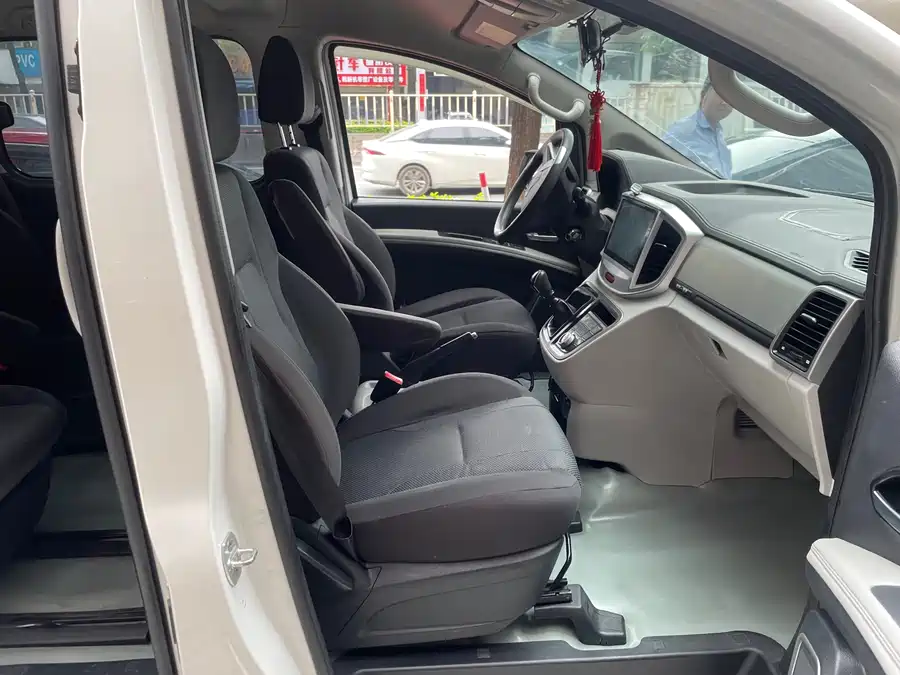 JAC Refine Ruifeng M4