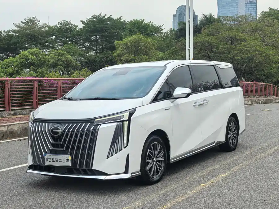 GAC Trumpchi M8