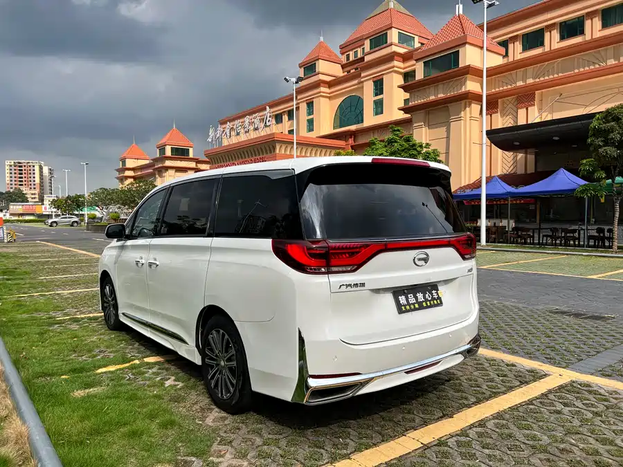 GAC Trumpchi M8