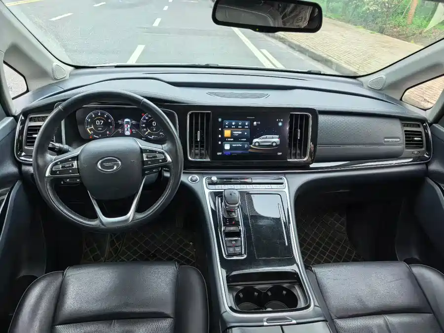 GAC Trumpchi M8