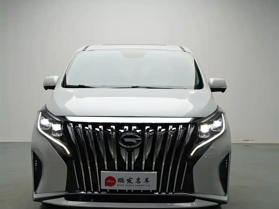 GAC Trumpchi M8