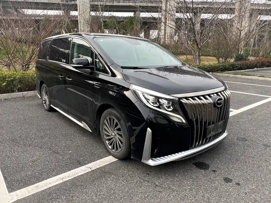 GAC Trumpchi M8