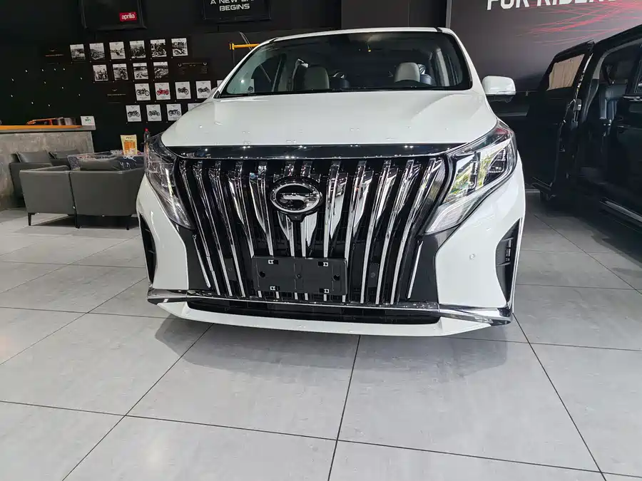 GAC Trumpchi M8